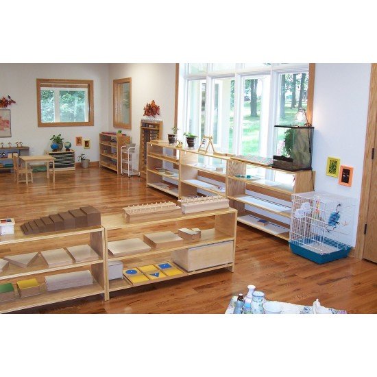 Montessori Dolabı